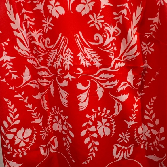 Cabi brand sleeveless tie top blouse - Picture 3 of 8